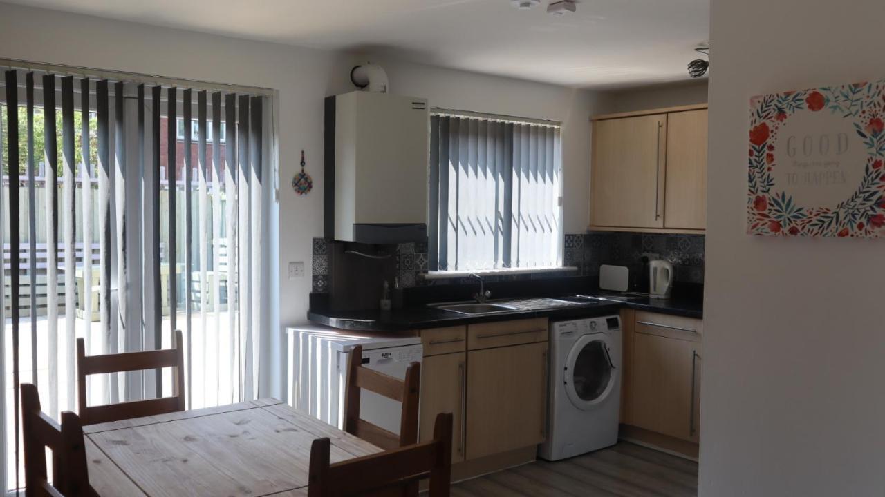Urban Escape Glasgow Green Free Parking 20Min Walk To City Center Exterior photo