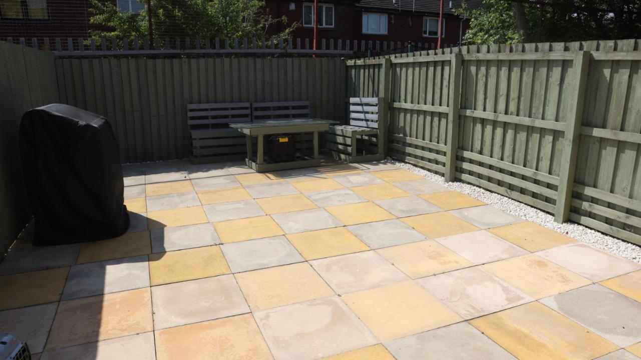 Urban Escape Glasgow Green Free Parking 20Min Walk To City Center Exterior photo