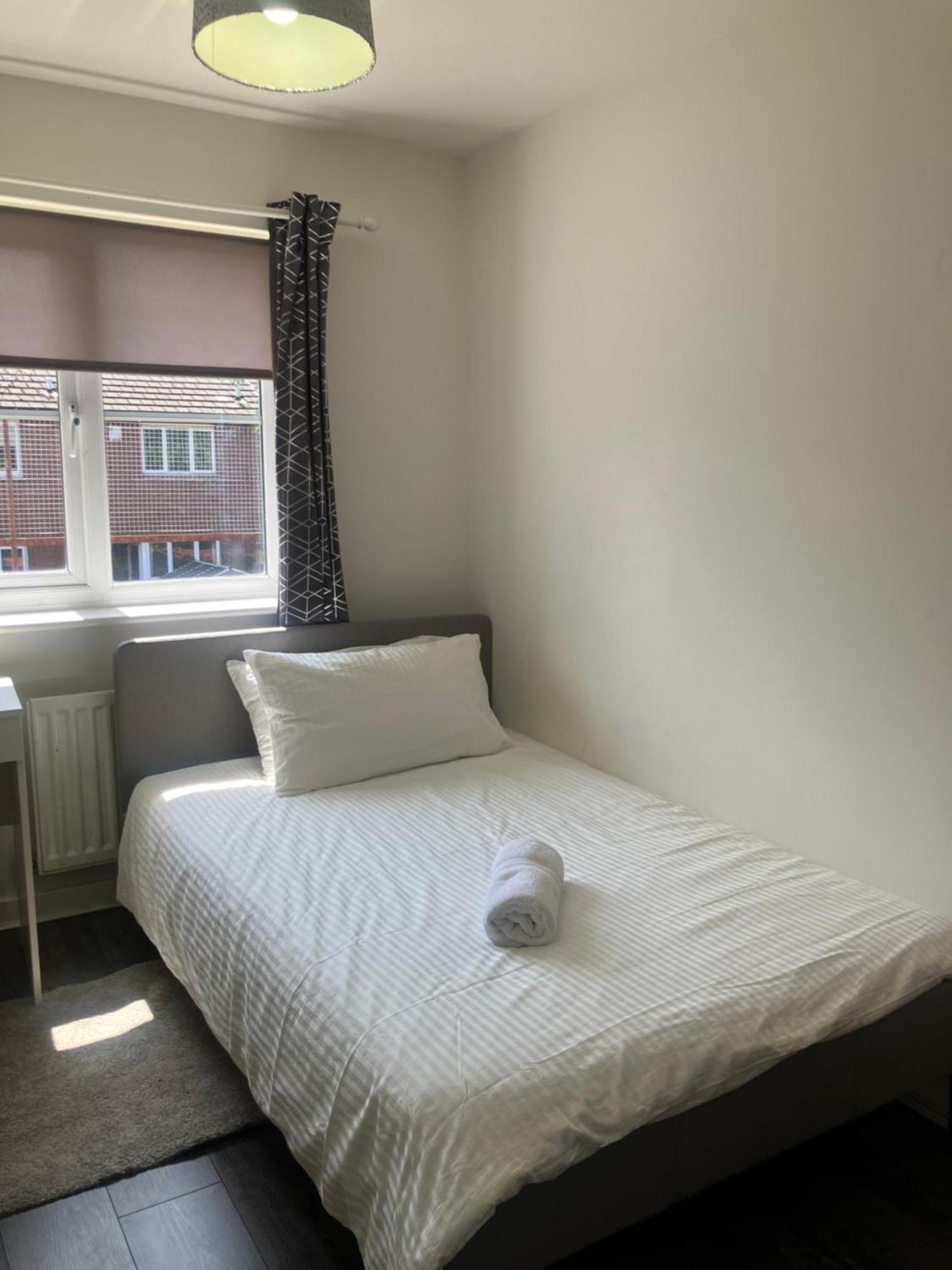 Urban Escape Glasgow Green Free Parking 20Min Walk To City Center Exterior photo