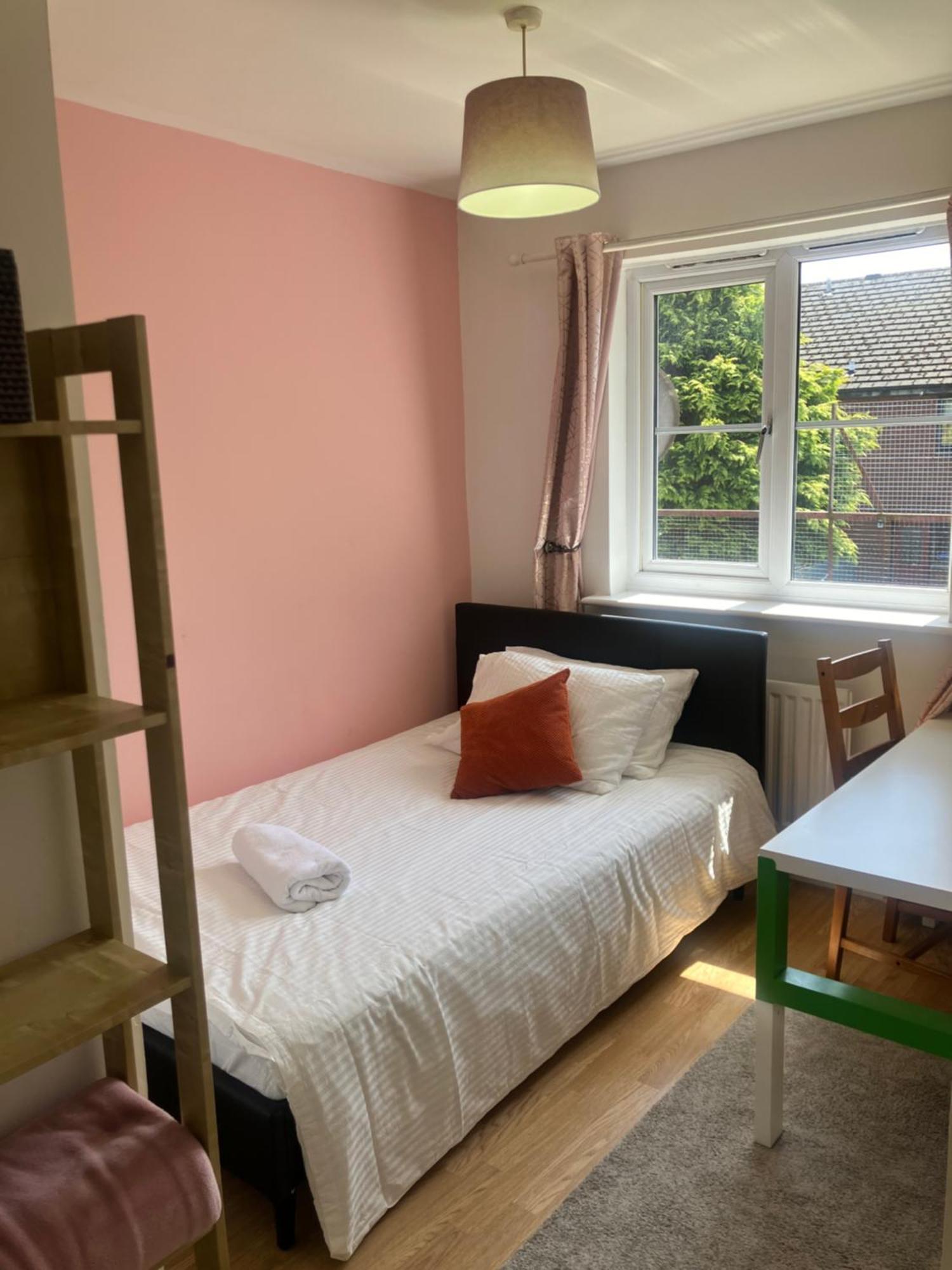 Urban Escape Glasgow Green Free Parking 20Min Walk To City Center Exterior photo
